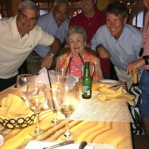 Meet your Posher, Dennis